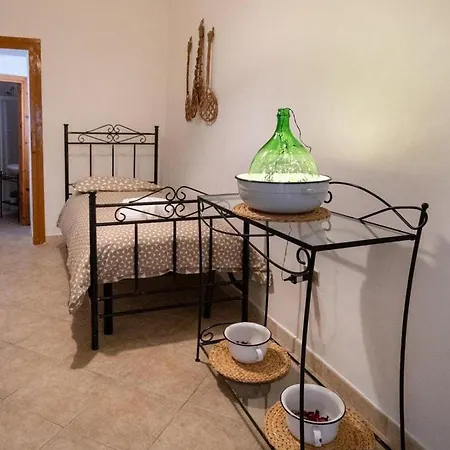 Il Trullo Di Memari Feriehus La Correggia