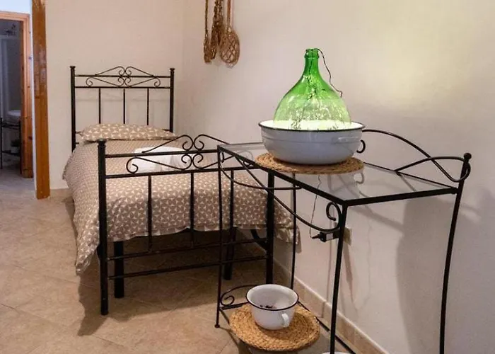 Il Trullo Di Memari Vakantiehuis La Correggia
